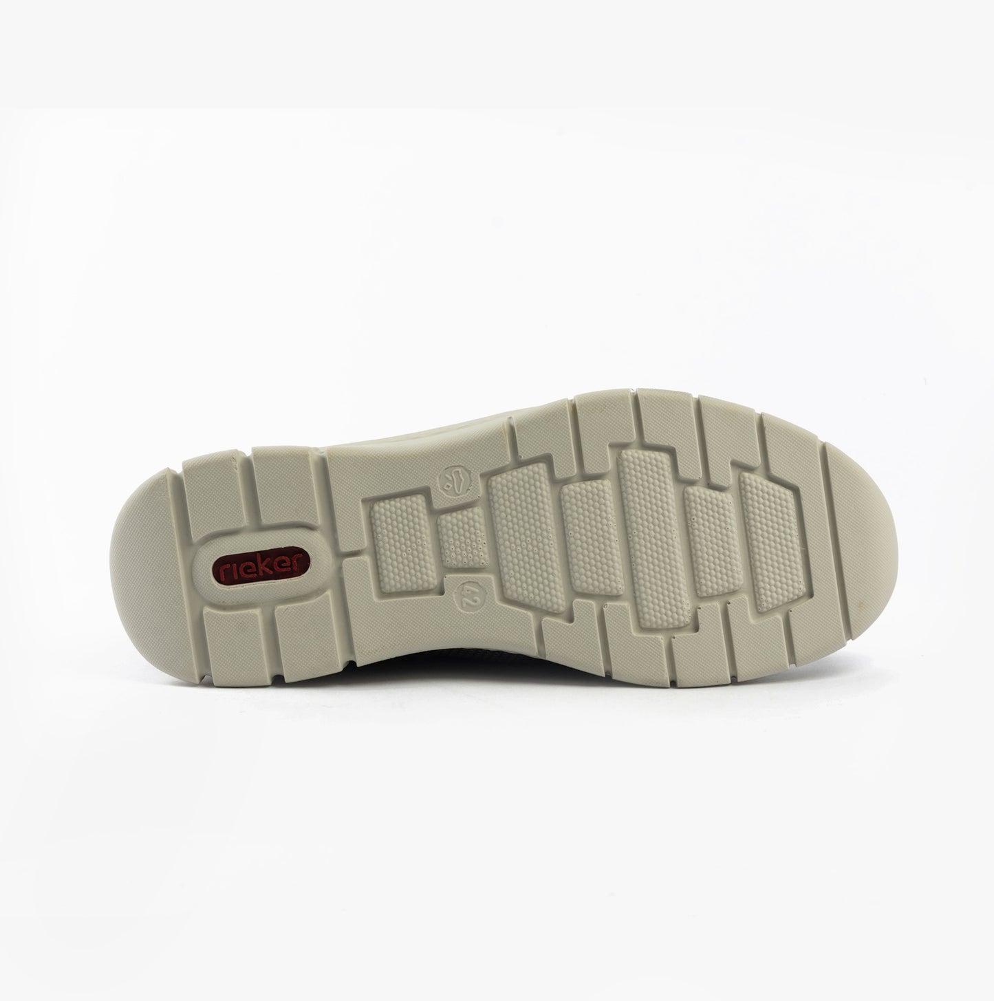 B7796-42 Mens Trainers Grey