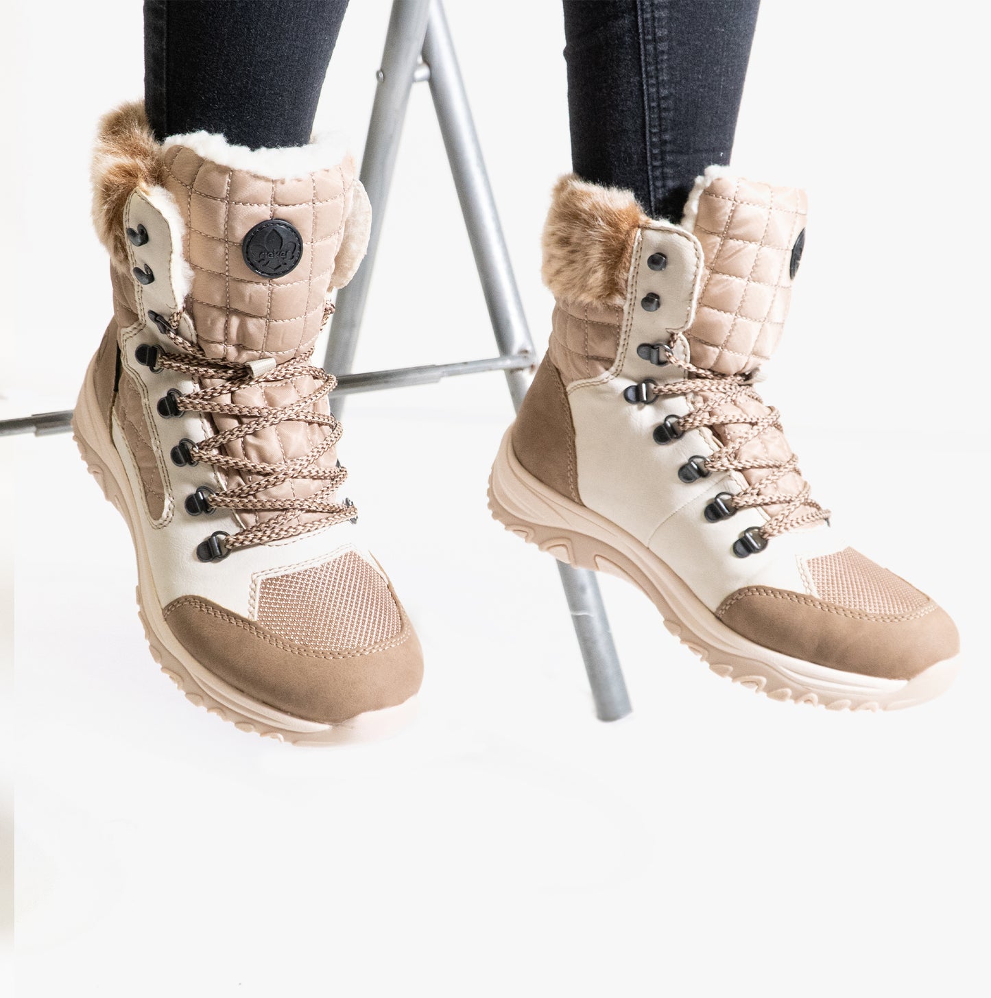 M9644-60 Womens Boots Beige