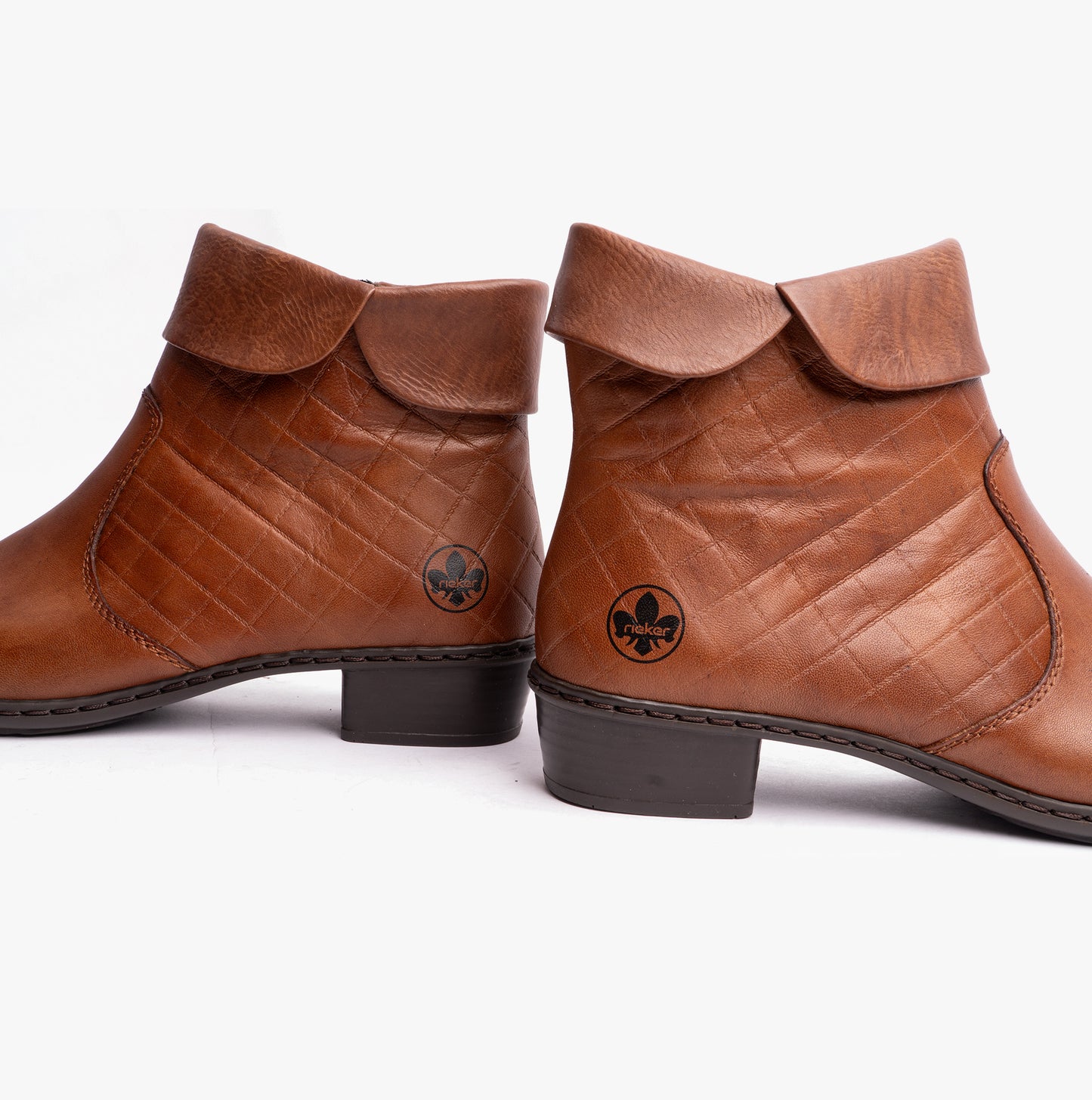 Y07D0-25 Womens Leather Boots Brown