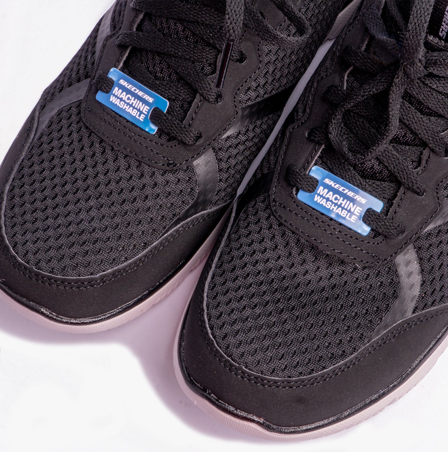 Skechers 149535/BLK SUMMITS-FREE CLASSICS Womens Lace-Up Trainers Black