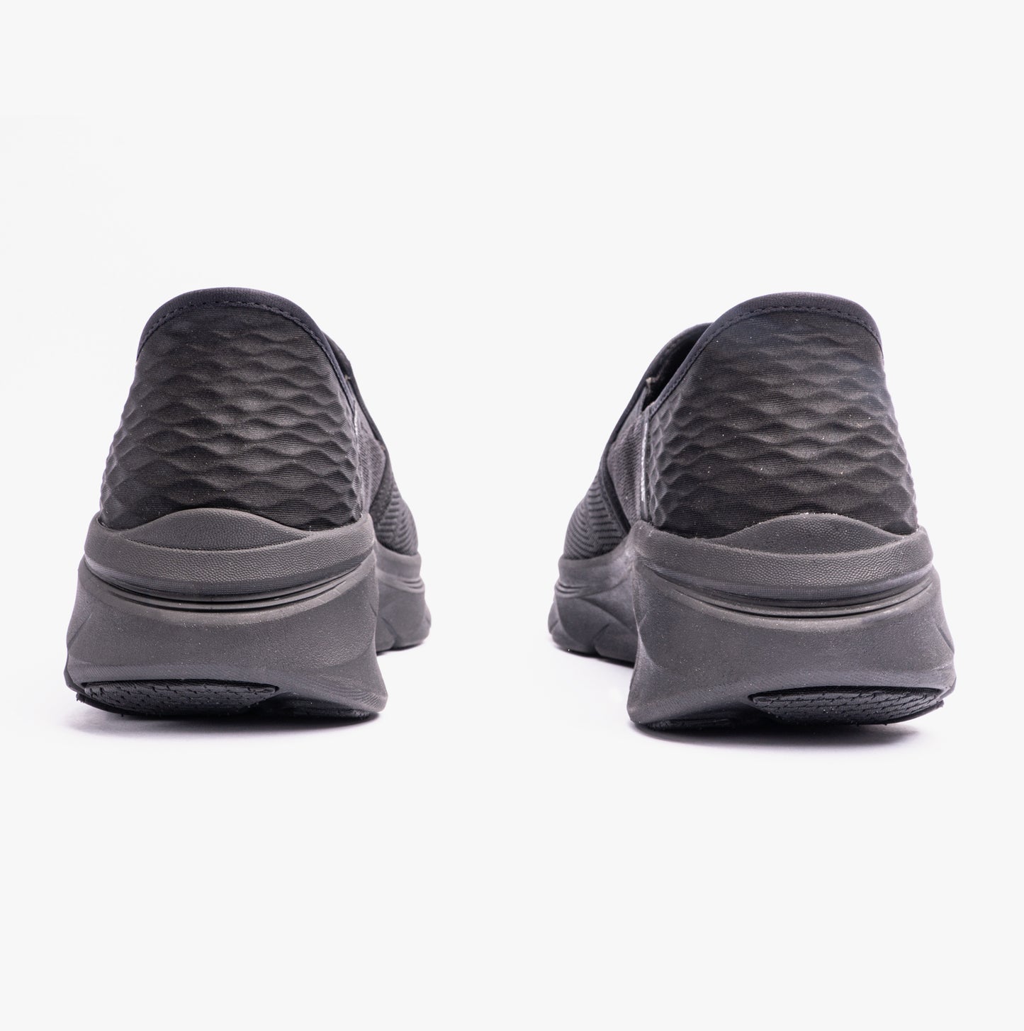 Skechers 232463/BBK D'LUX WALKER 2.0 - REELER Mens Trainers Black