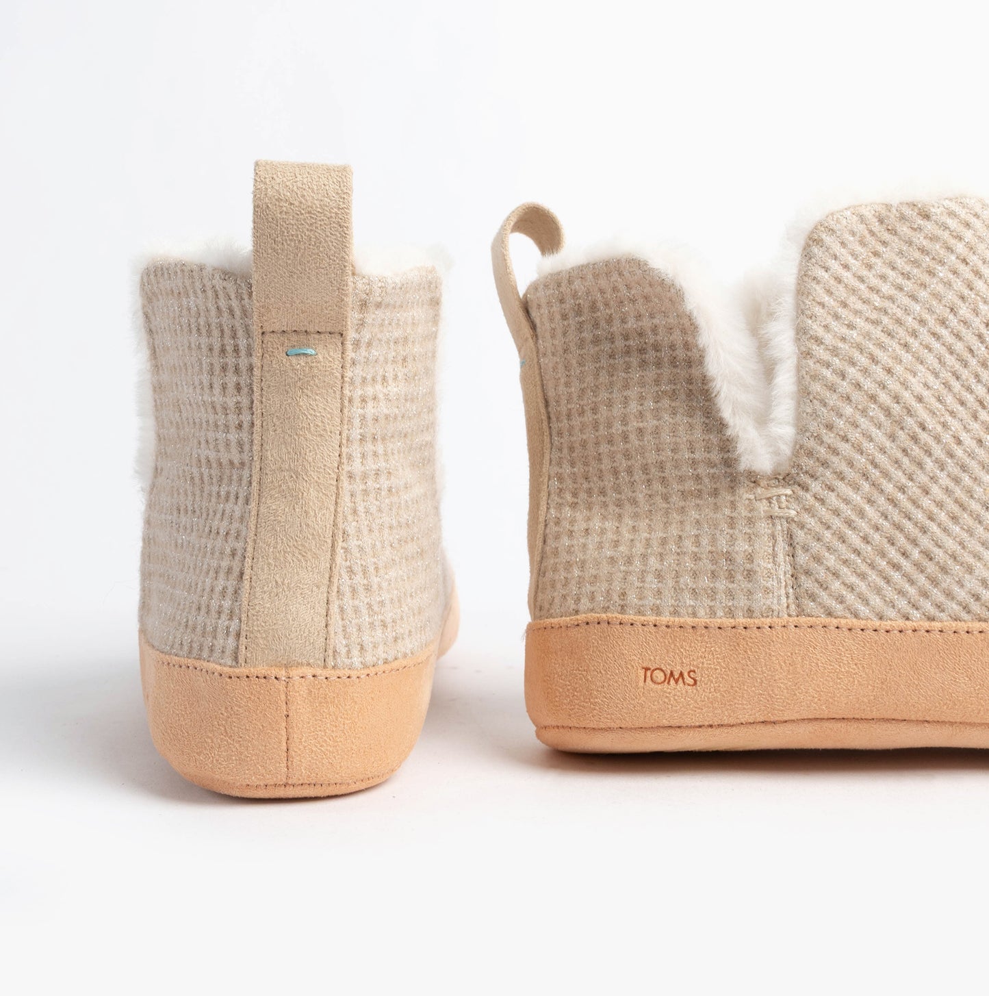 LOLA Womens Slippers Oatmeal
