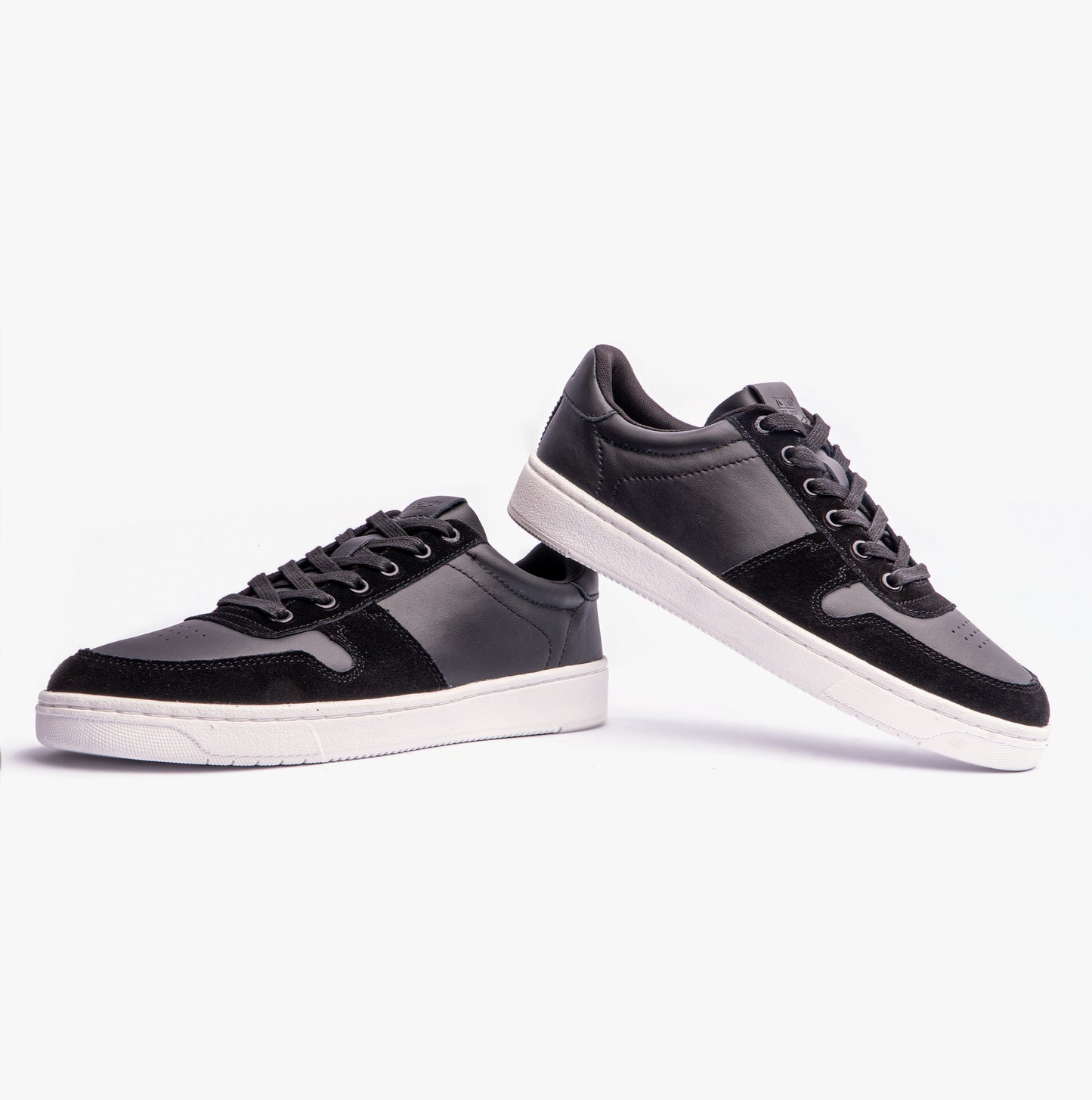 TRVL LITE COURT Mens Trainers Black