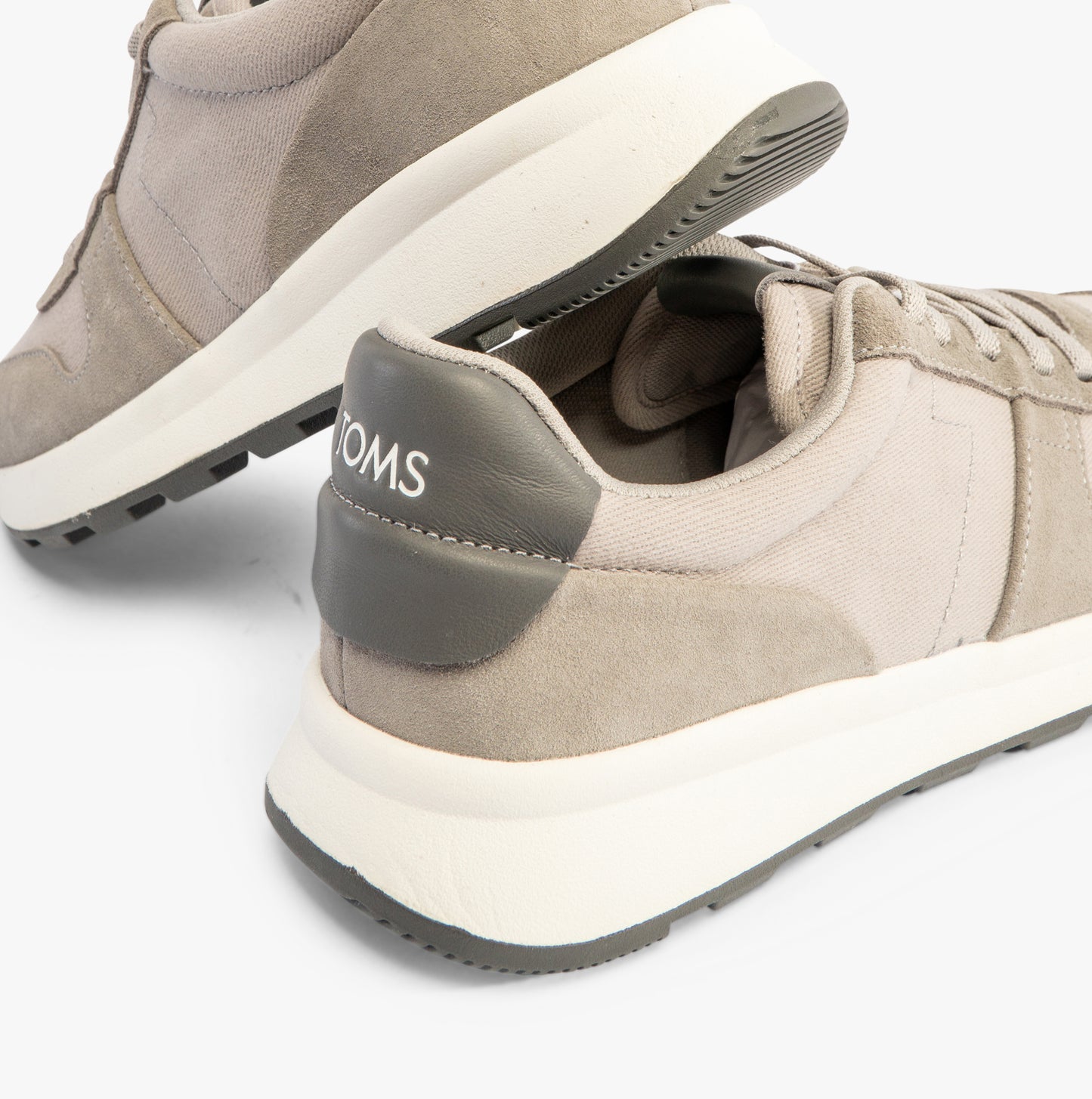 TRVL LITE RETRO Mens Trainers Grey