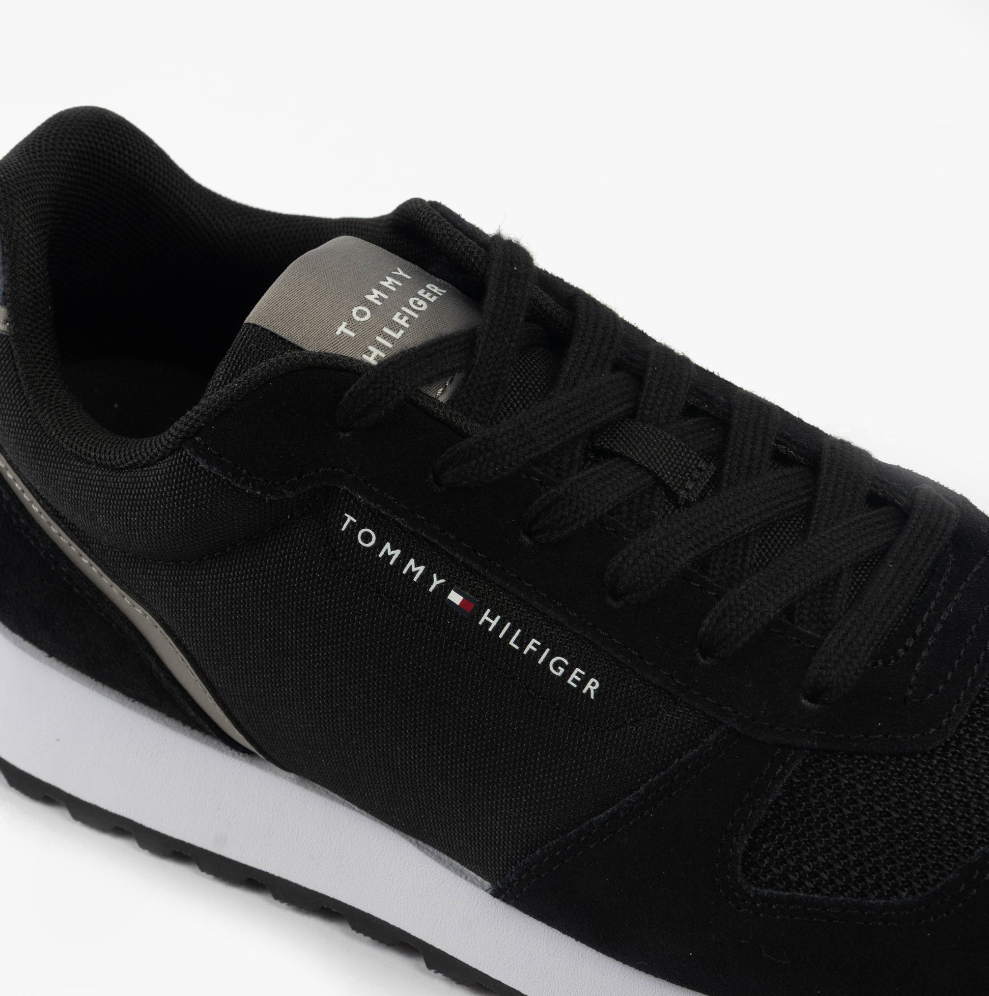 TommyHilfiger-[FM0FM05465BDS]-Black-6.jpg