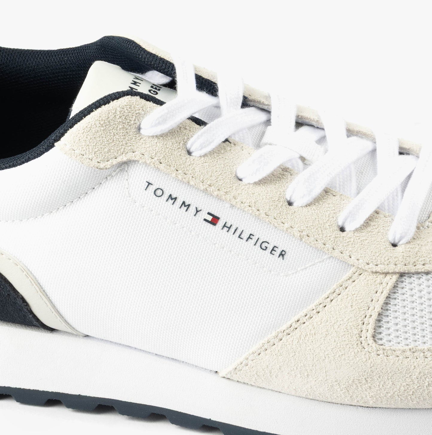 TommyHilfiger-[FM0FM05465YBS]-White-6.jpg
