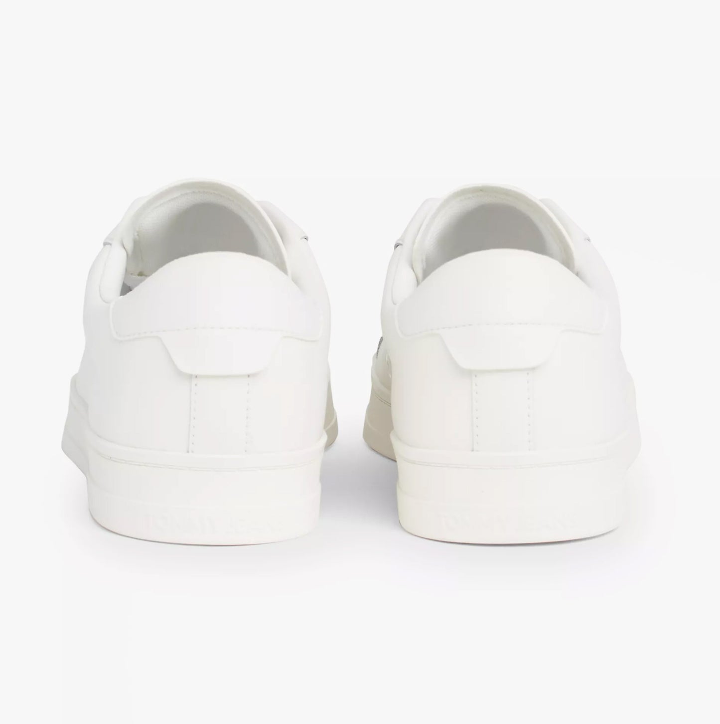 Tommy Hilfiger TJM LEATHER LOW CUPS Mens Trainers Ecru