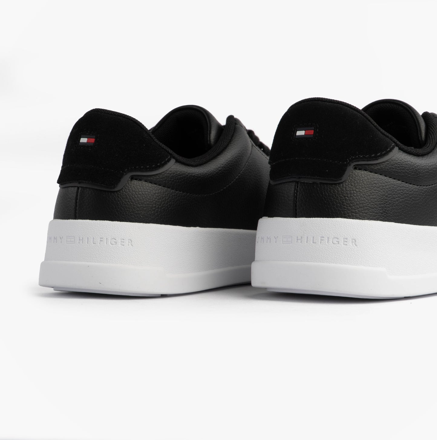Tommy Hilfiger TH COURT LTH DETAIL Mens Trainers Black
