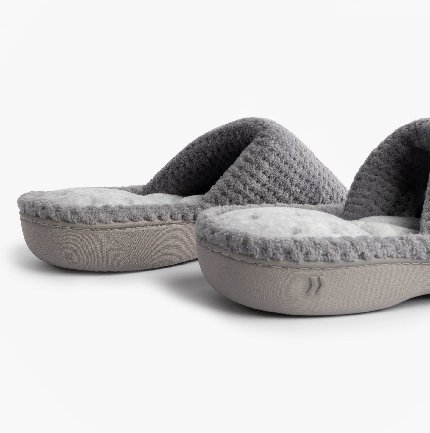 Totes Isotoner POPCORN TURNOVER OPEN TOE Womens Mule Slippers Pale Grey