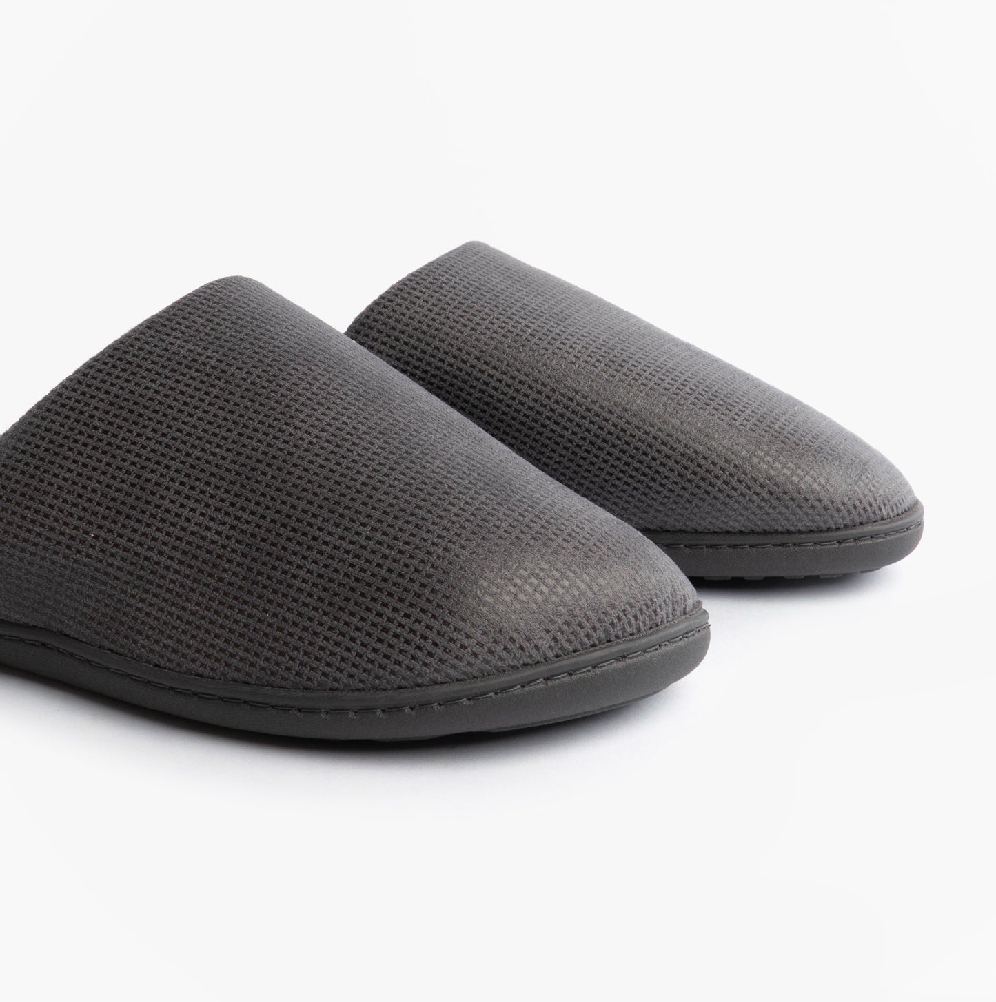 Totes Isotoner SQUARE PATTERNED SMART MULE Mens Mule Slippers Grey