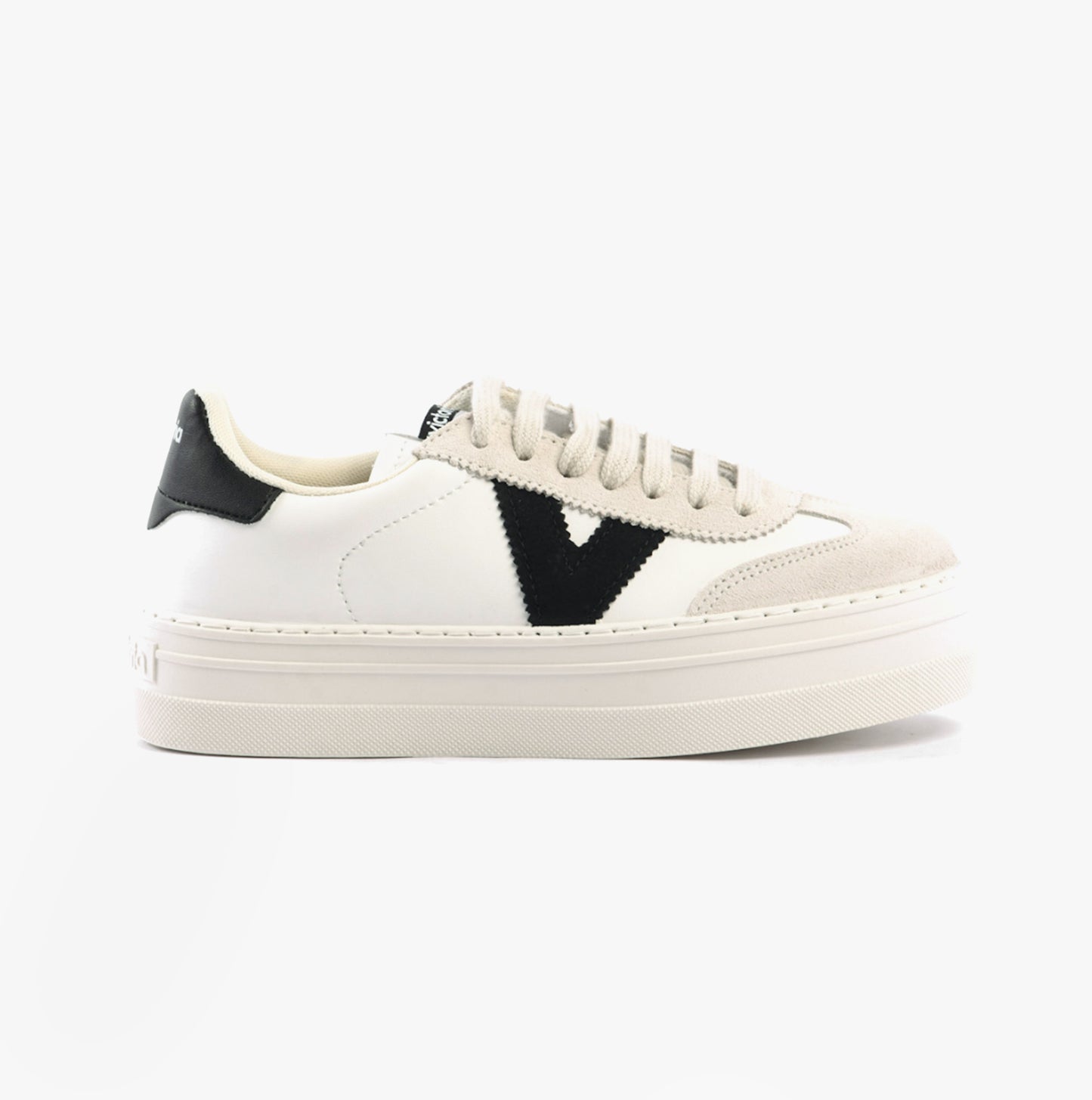BARCELONA Womens Trainers Negro