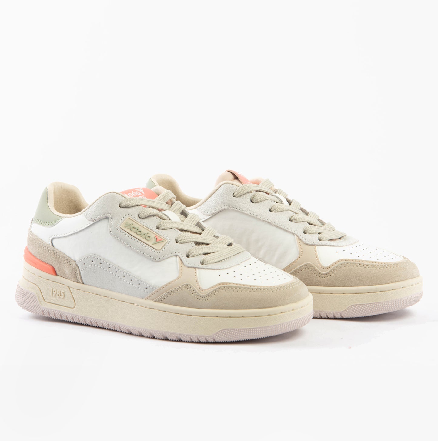 C80 Womens Trainers Beige